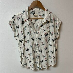 Cotton & Rye Rooster Print Button Down Shirt women’s Size L